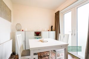 Photo 17- click for photo gallery